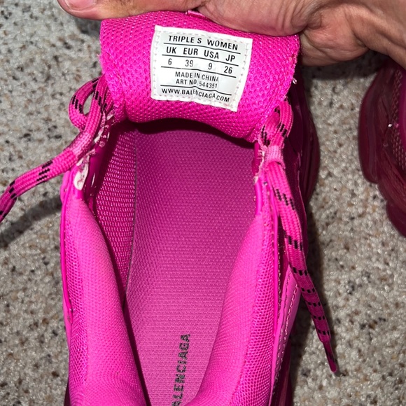 Balenciaga Triple S clear sole sneaker in fuchsia pink size EU39 US9 Authentic. - Picture 11 of 11